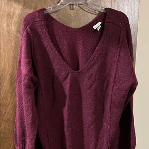 Rue 21 burgundy large sweater